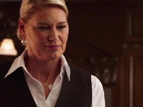 Валери Вайсман секси – Плохой Санта 2 (2016) #1