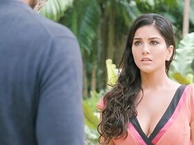 Санни Леоне секси – Темная сторона желания 2 (2012) #20