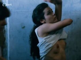 Дита Капланова голая – Матей, почему тебя девушки не хотят? (1981) #4