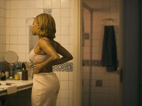 Николь Бахари секси – Черное зеркало s05e01 (2019) #11