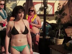 Саманта Стюарт голая, Баррет Перлман голая – Весенний праздник бикини (2012) #7