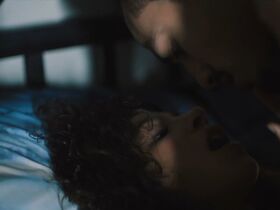 Аврора Перрино секси – Когда нас видят s01e03 (2019) #3