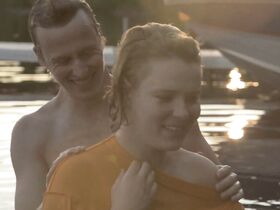 Шарлотта Обен секси – Samedi (2013) #3