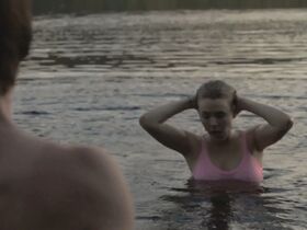 Шарлотта Обен секси – Samedi (2013) #5