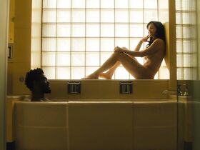 Карла Гуджино голая – Джетт s01e01 (2019)