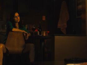 Карла Гуджино голая – Джетт s01e01 (2019) #7