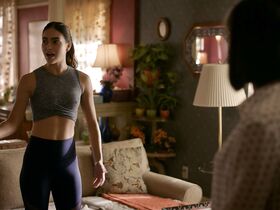 Мелисса Баррера секси – Жизнь s02e03 (2019) #8