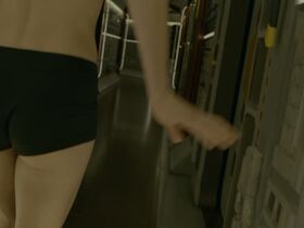 Кэти Сакхофф секси – Другая жизнь s01e01 (2019)