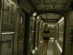 Кэти Сакхофф секси – Другая жизнь s01e01 (2019) #7