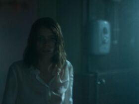 Эмма Гринвелл секси – Ладья s01e01 (2019) #2