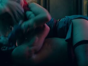 Пом Клементьефф секси – Черное зеркало s05e01 (2019) #15