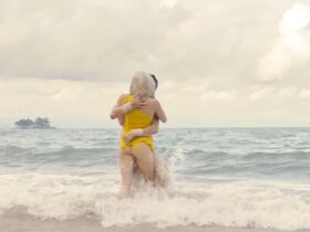 Пом Клементьефф секси – Черное зеркало s05e01 (2019) #19