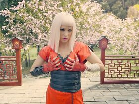 Пом Клементьефф секси – Черное зеркало s05e01 (2019) #2