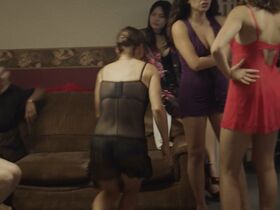 Сандрин Биссон секси – Vétérane (2017) #8