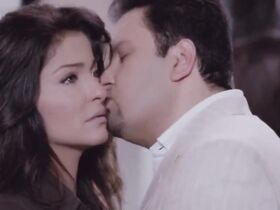 Ола Ганем секси – Feelings (2010) #11