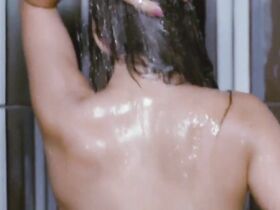 Ола Ганем секси – Feelings (2010) #8