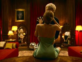 Эмма Гринвелл секси – Ладья s01e07 (2019) #12