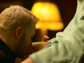 Эмма Гринвелл секси – Ладья s01e07 (2019) #9