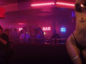 Эмили Мид голая – Двойка s03e07 (2019) #3