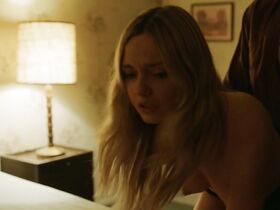 Эмили Мид голая – Двойка s03e07 (2019) #5