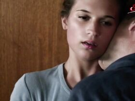 Алисия Викандер секси – Любимая (2010) #4