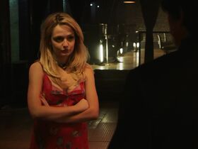 Эмили Мид секси – Двойка s03e04 (2019) #5