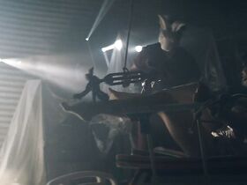 Нора Ессаян секси – Ферма (2018) #7