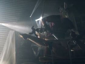 Нора Ессаян секси – Ферма (2018) #9