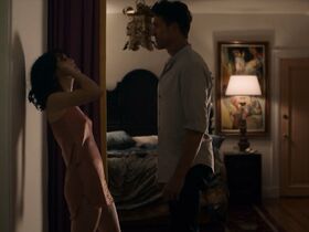 Джулия Голдани Тейес секси – Любовники s05e04 (2019) #14