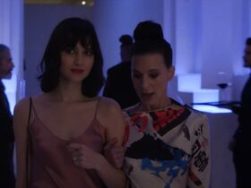 Джулия Голдани Тейес секси – Любовники s05e04 (2019) #8