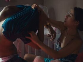 Джулия Ямагути секси – Созвучие s01e02 (2019) #4