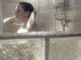 Линди Бут секси – Создательница (2019) #8
