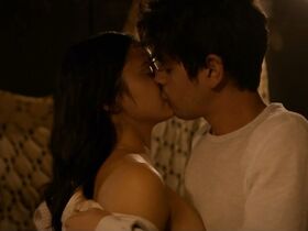 Камила Мендес секси – Озеро Койот (2019) #4