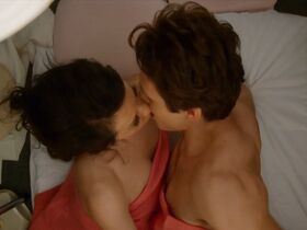 Люси Лью секси – Почему женщины убивают s01e02 (2019)