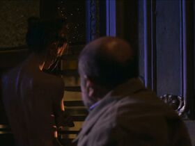 Луна Бакстер голая – Цепь убийств (2019) #7