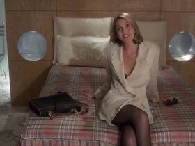 Пэтси Кензит секси – Во всем виноват посыльный (1992) #3