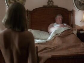 Пэтси Кензит секси – Во всем виноват посыльный (1992) #8