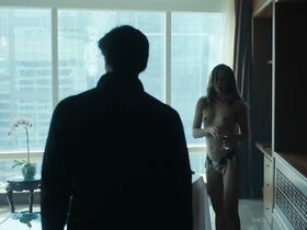 Дженнифер Круковски голая – Титаны s02e07 (2019) #3