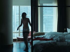 Дженнифер Круковски голая – Титаны s02e07 (2019) #6