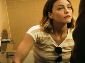 Лейла Джордж секси – По волчьим законам s04e08-09 (2019) #5