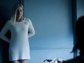 Оливия Тейлор Дадли секси – Волшебники s04e11 (2019) #2