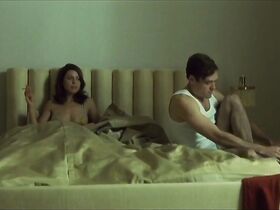 Рут Вега Фернандес секси – Джентльмены и гангстеры s01e03 (2016) #2