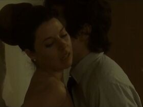 Рут Вега Фернандес секси – Джентльмены и гангстеры s01e03 (2016) #6