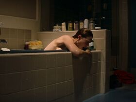 Эмили Дешанель секси – По волчьим законам s04e12 (2019)