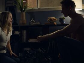 Кристен Белл секси – Вероника Марс s04e01 (2019) #11