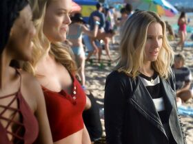 Кристен Белл секси – Вероника Марс s04e01 (2019) #2