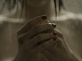 Ирене Асуэла секси – Монарка s01e02, e08 (2019)