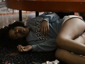 Рейн Эдвардс секси – Снегопад s03e07 (2019) #5