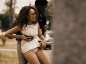 Рейн Эдвардс секси – Снегопад s03e07 (2019) #6