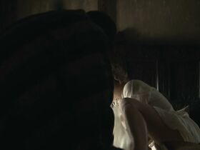 Нике Курта секси – Король Англии (2019) #2